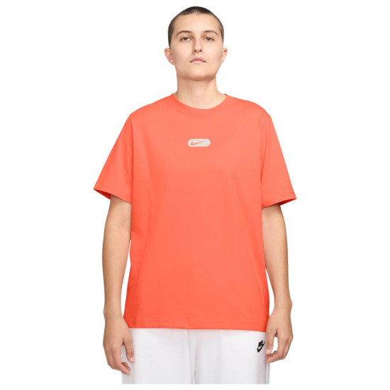 Nike Γυναικεία κοντομάνικη μπλούζα Sportswear Club Nike Γυναικεία κοντομάνικη μπλούζα Sportswear Club